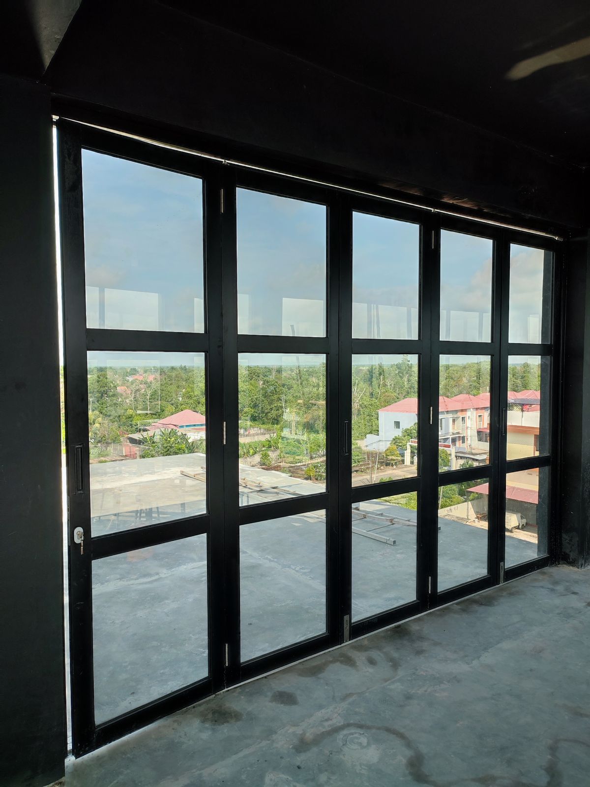 pintu lipat aluminium ayork - Dokumentasi Proyek